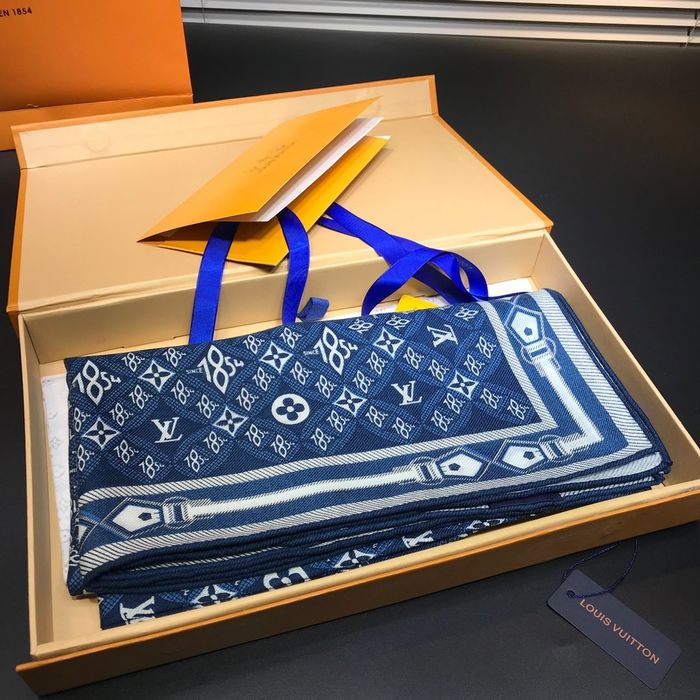 Louis Vuitton Scarf LV00102